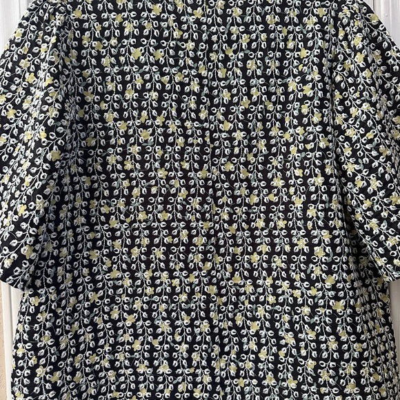 Voy Floral Embroidered Striped Color Block Top - Picture 5 of 5